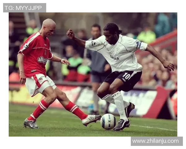 足球明星的经典过人技巧与瞬间回顾让你领略足球魅力的无限可能